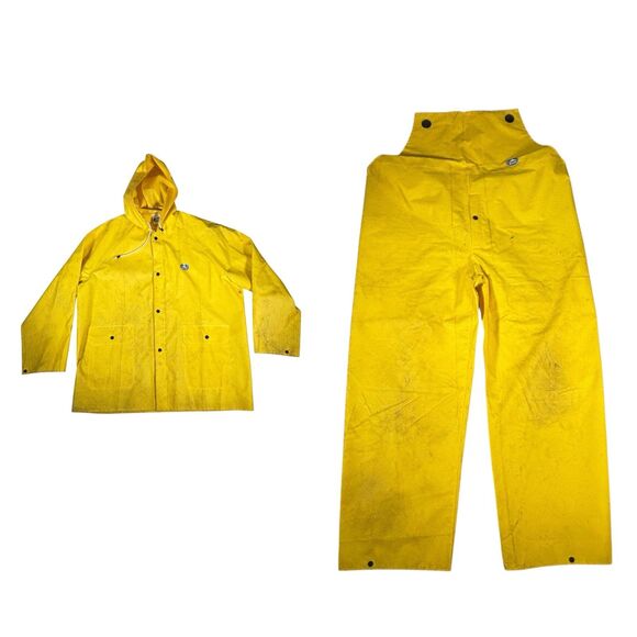 Trans World Airlines tuftex bata size L Rain Jacket Coat Suit Thrashed Grunge - Picture 1 of 14